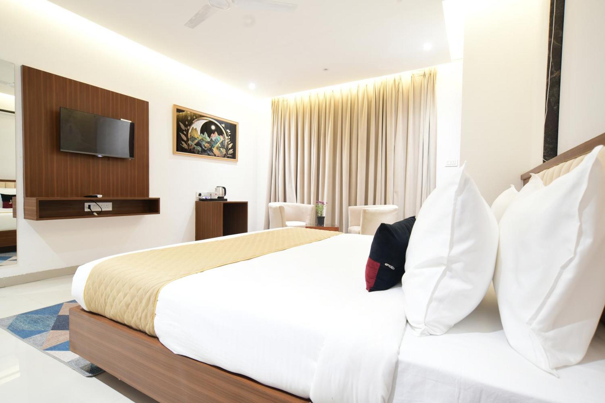 Aceotel Premier, Vijay Nagar Індаур Екстер'єр фото