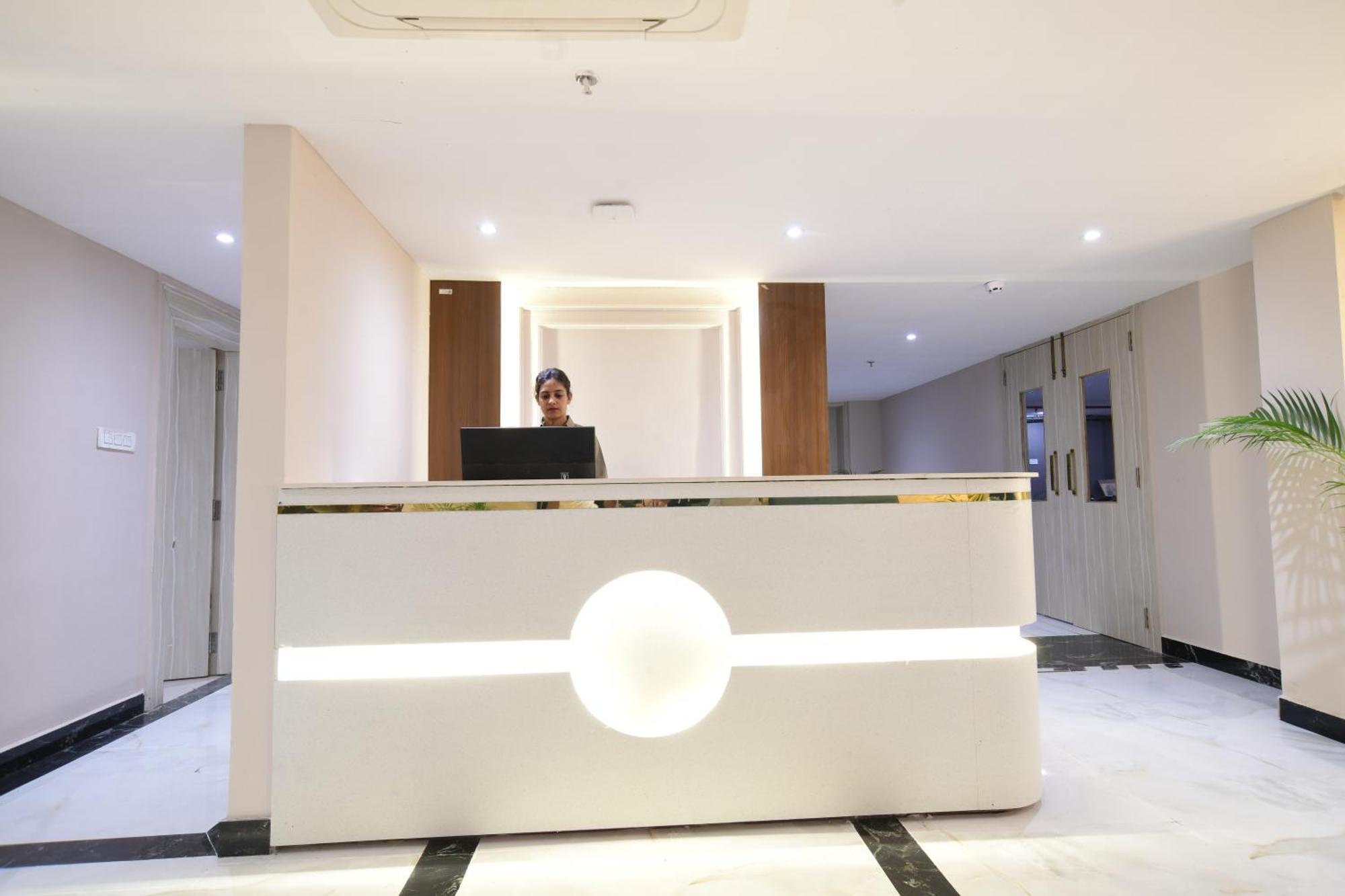Aceotel Premier, Vijay Nagar Індаур Екстер'єр фото